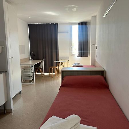 Residencia Universitaria Resa Francesc Giralt I Serra Терраса Экстерьер фото